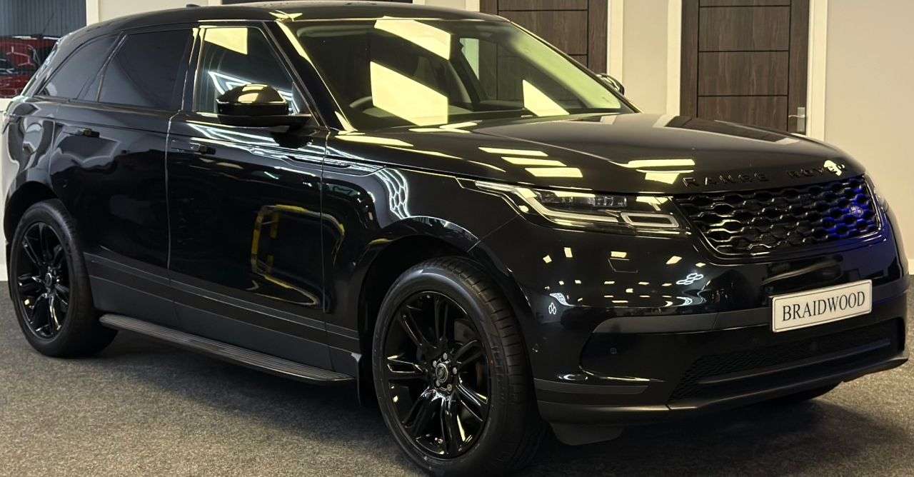 A 2018 LAND ROVER RANGE ROVER VELAR 2.0 D240 SE SUV 5dr Diesel Auto 4WD Euro 6 (s/s) (240 ps) A 2018 LAND ROVER RANGE ROVER VELAR 2.0 D240 SE SUV 5dr Diesel Auto 4WD Euro 6 (s/s) (240 ps)