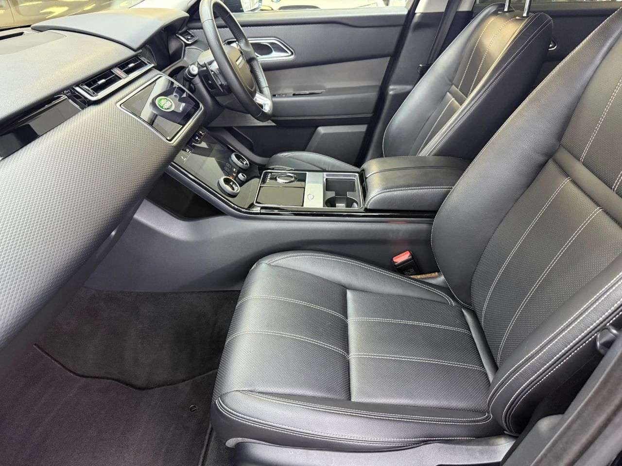 2018 LAND ROVER RANGE ROVER VELAR 2018 LAND ROVER RANGE ROVER VELAR