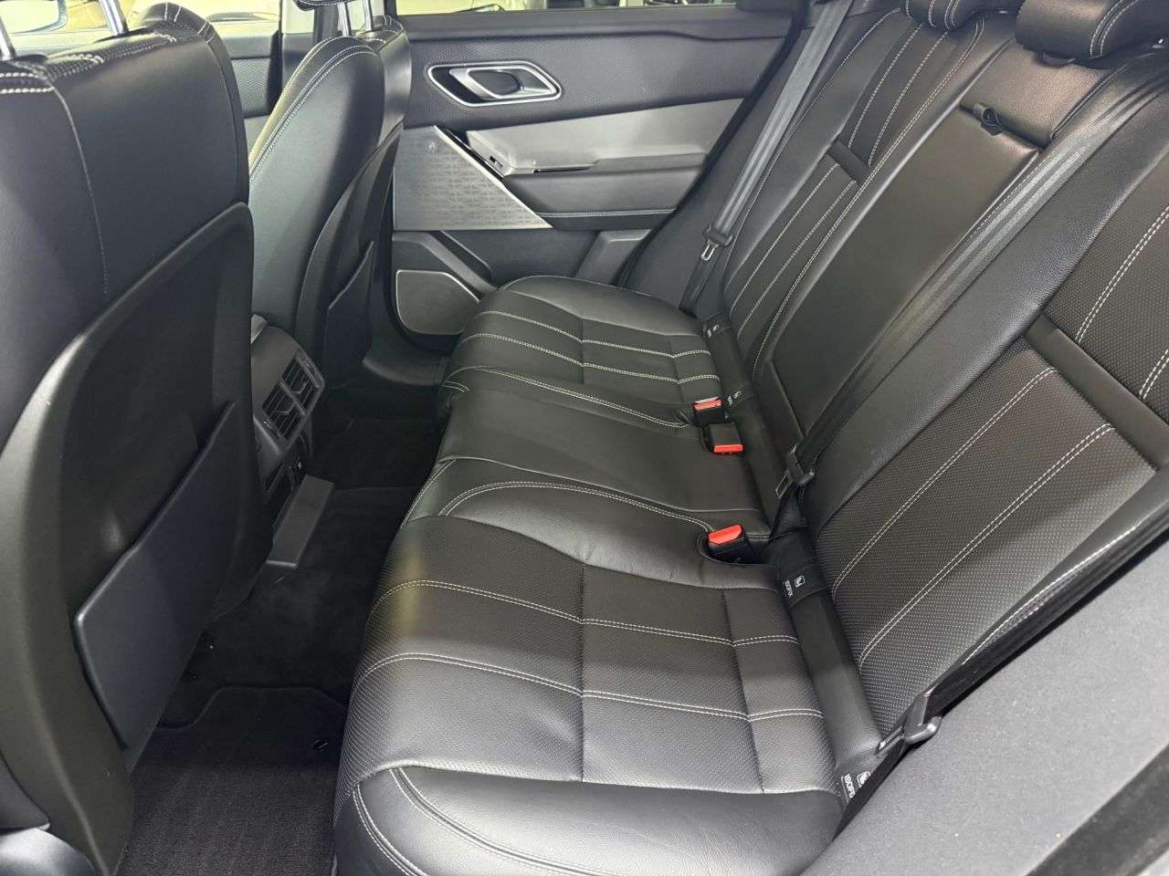 2018 LAND ROVER RANGE ROVER VELAR 2018 LAND ROVER RANGE ROVER VELAR