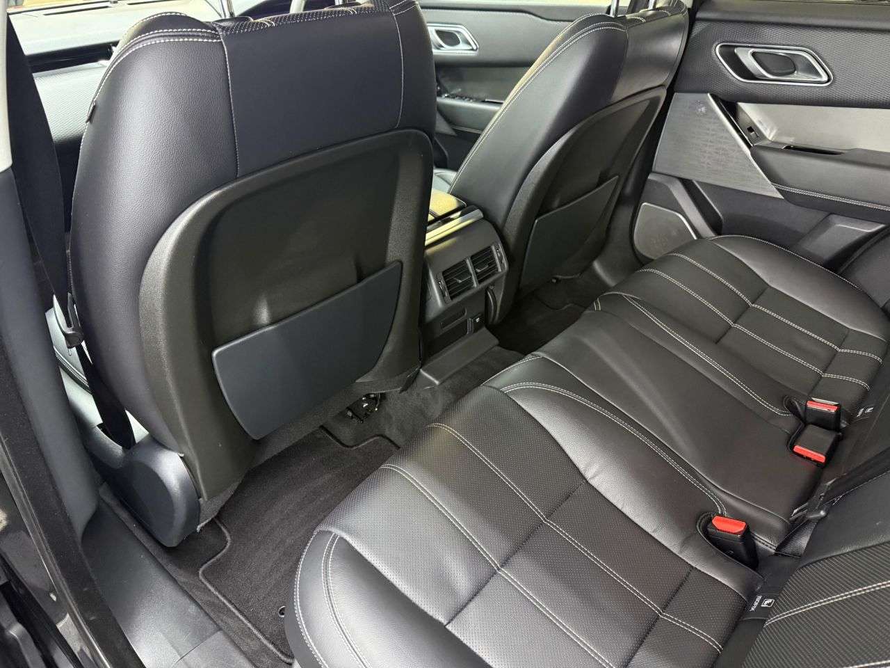 2018 LAND ROVER RANGE ROVER VELAR 2018 LAND ROVER RANGE ROVER VELAR