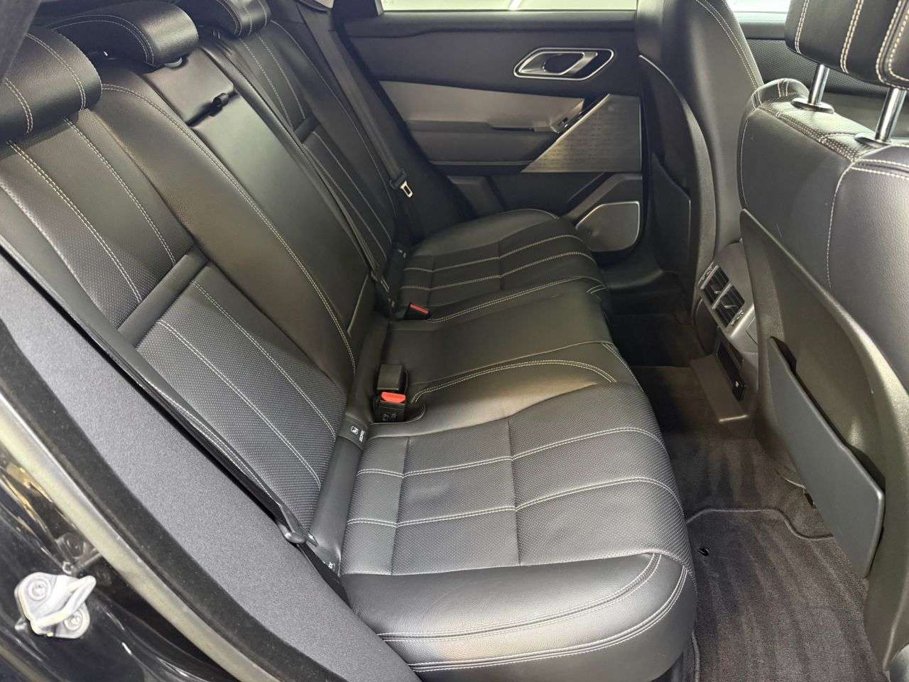 2018 LAND ROVER RANGE ROVER VELAR 2018 LAND ROVER RANGE ROVER VELAR