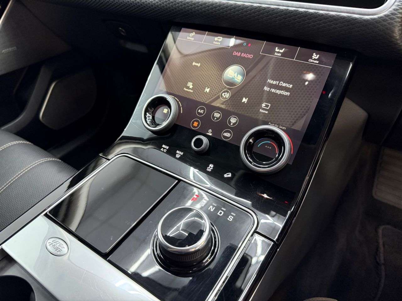 2018 LAND ROVER RANGE ROVER VELAR 2018 LAND ROVER RANGE ROVER VELAR