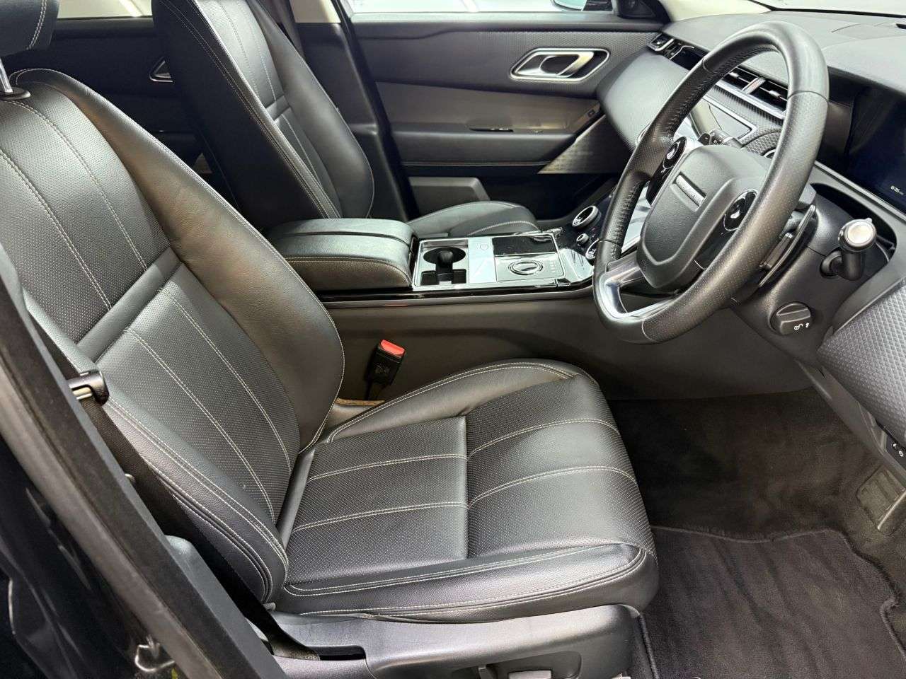 2018 LAND ROVER RANGE ROVER VELAR 2018 LAND ROVER RANGE ROVER VELAR