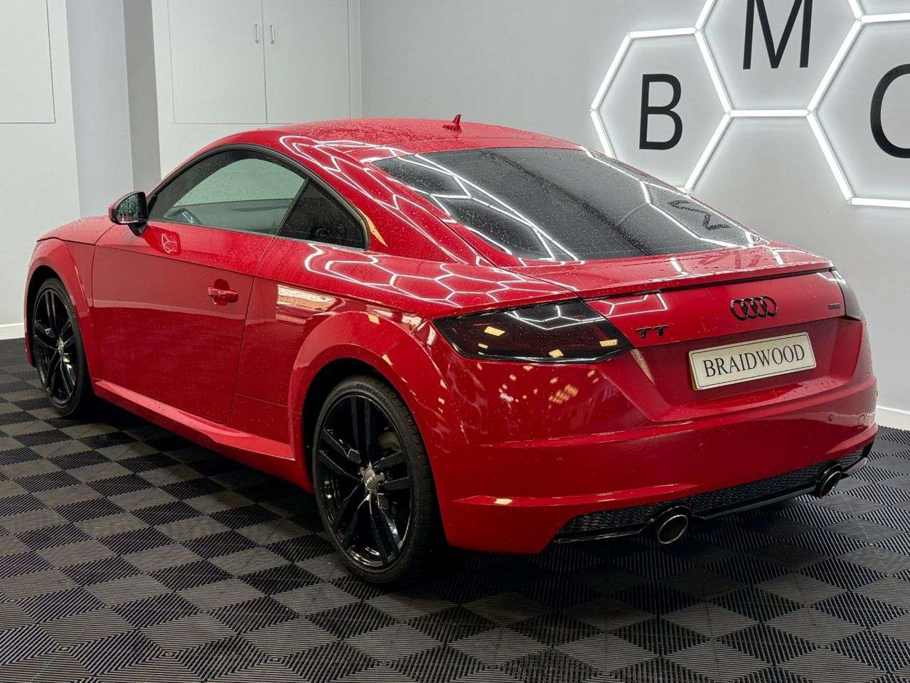A 2015 AUDI TT 2.0 TDI ultra S line Coupe 3dr Diesel Manual Euro 6 (s/s) (184 ps) A 2015 AUDI TT 2.0 TDI ultra S line Coupe 3dr Diesel Manual Euro 6 (s/s) (184 ps)
