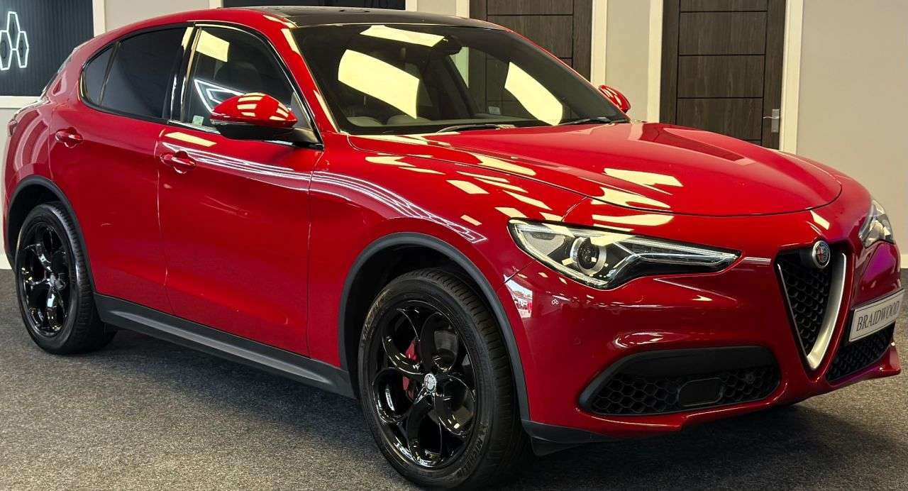 A 2018 ALFA ROMEO STELVIO 2.0T Milano Edizione SUV 5dr Petrol Auto Q4 AWD Euro 6 (s/s) (280 ps) A 2018 ALFA ROMEO STELVIO 2.0T Milano Edizione SUV 5dr Petrol Auto Q4 AWD Euro 6 (s/s) (280 ps)