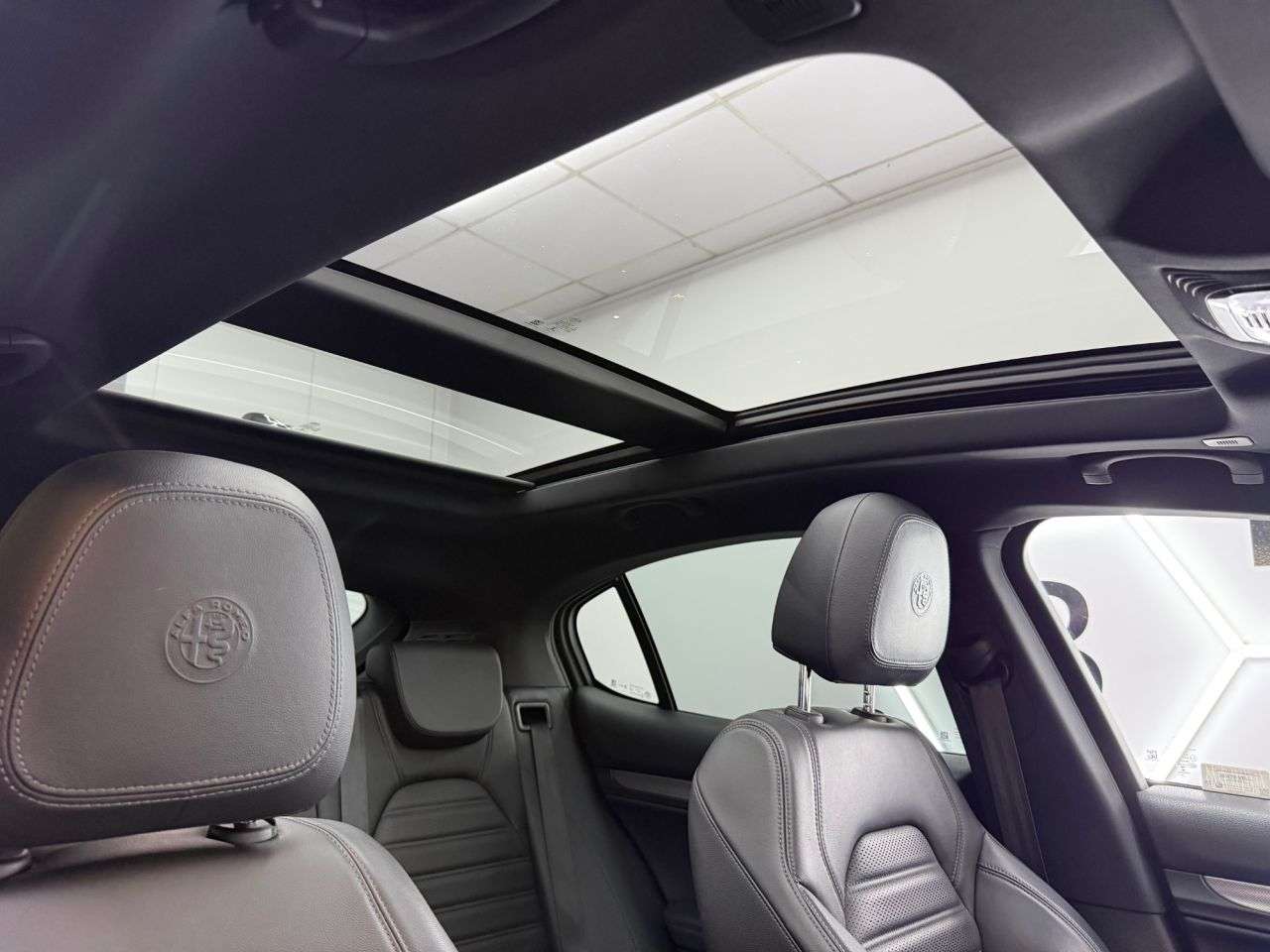 2018 ALFA ROMEO STELVIO 2018 ALFA ROMEO STELVIO