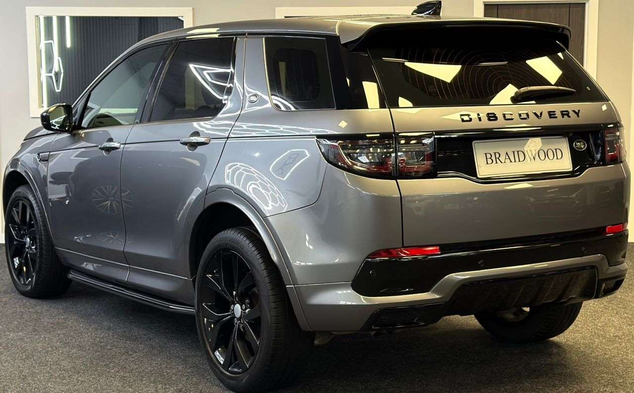 A 2022 LAND ROVER DISCOVERY SPORT 2.0 D200 MHEV Urban Edition SUV 5dr Diesel Auto 4WD Euro 6 (s/s) (204 ps) A 2022 LAND ROVER DISCOVERY SPORT 2.0 D200 MHEV Urban Edition SUV 5dr Diesel Auto 4WD Euro 6 (s/s) (204 ps)