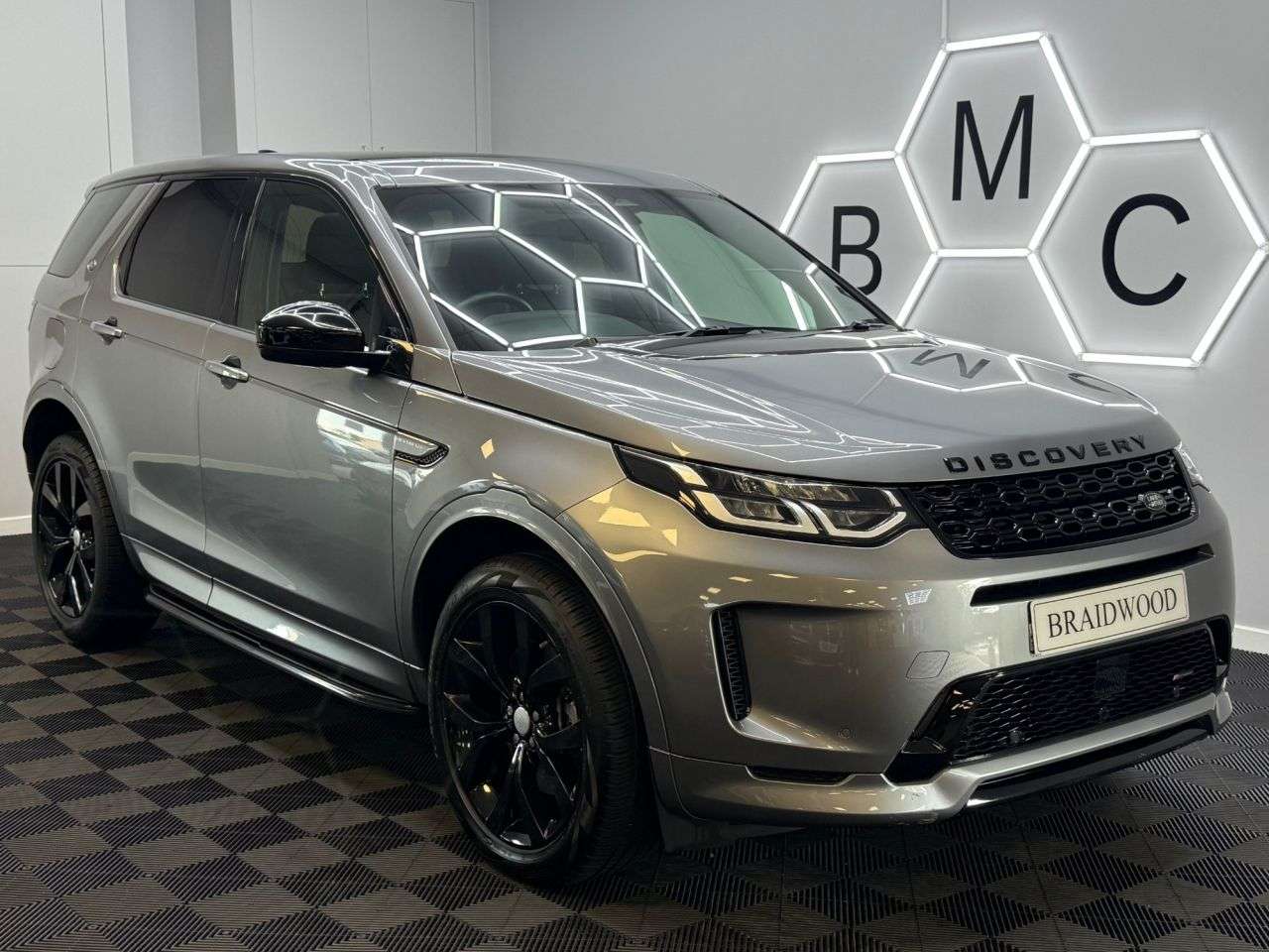 A 2022 LAND ROVER DISCOVERY SPORT 2.0 D200 MHEV Urban Edition SUV 5dr Diesel Auto 4WD Euro 6 (s/s) (204 ps) A 2022 LAND ROVER DISCOVERY SPORT 2.0 D200 MHEV Urban Edition SUV 5dr Diesel Auto 4WD Euro 6 (s/s) (204 ps)