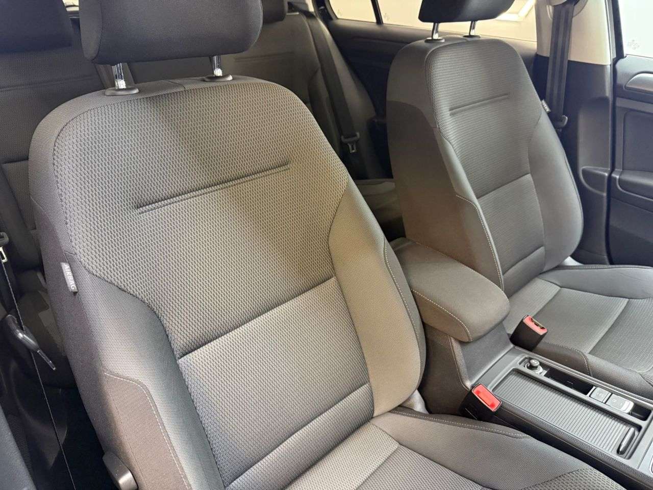 2017 VOLKSWAGEN GOLF 2017 VOLKSWAGEN GOLF