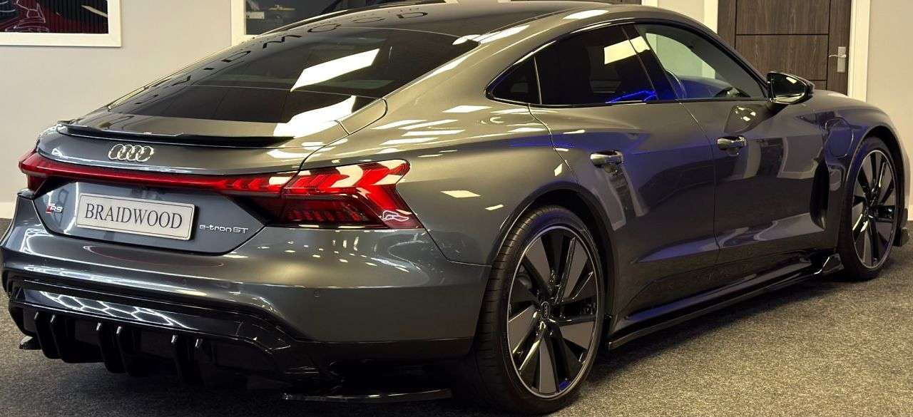 2023 AUDI RS E-TRON GT 2023 AUDI RS E-TRON GT