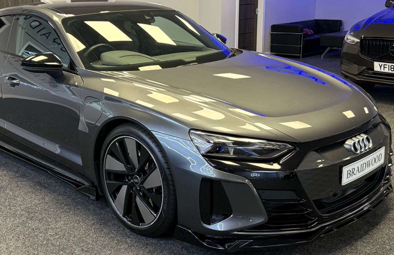 2023 AUDI RS E-TRON GT 2023 AUDI RS E-TRON GT