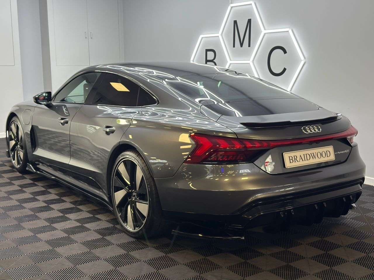 A 2023 AUDI RS E-TRON GT 93.4kWh Saloon 4dr Electric Auto quattro (598 ps) A 2023 AUDI RS E-TRON GT 93.4kWh Saloon 4dr Electric Auto quattro (598 ps)