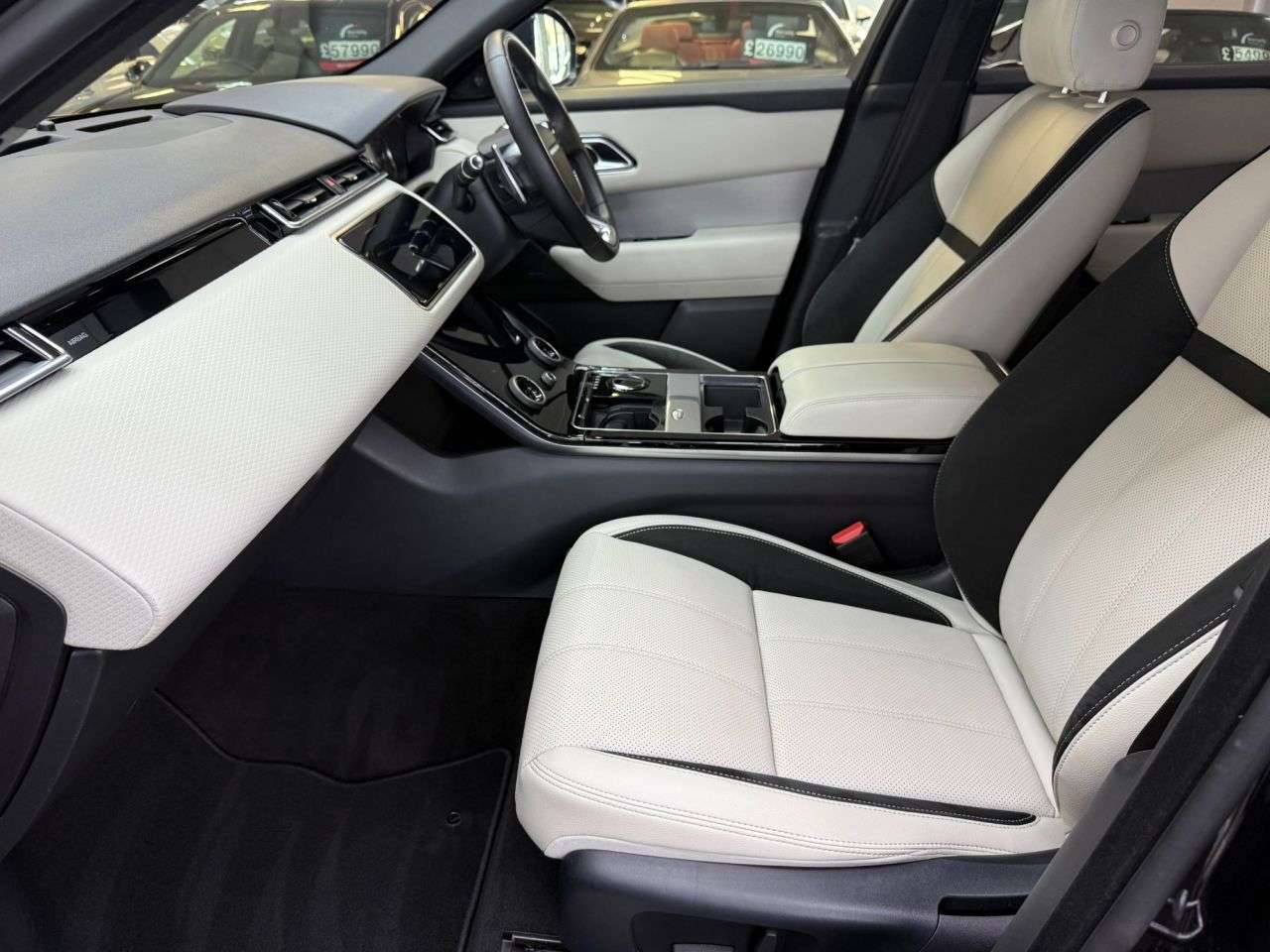 2019 LAND ROVER RANGE ROVER VELAR 2019 LAND ROVER RANGE ROVER VELAR