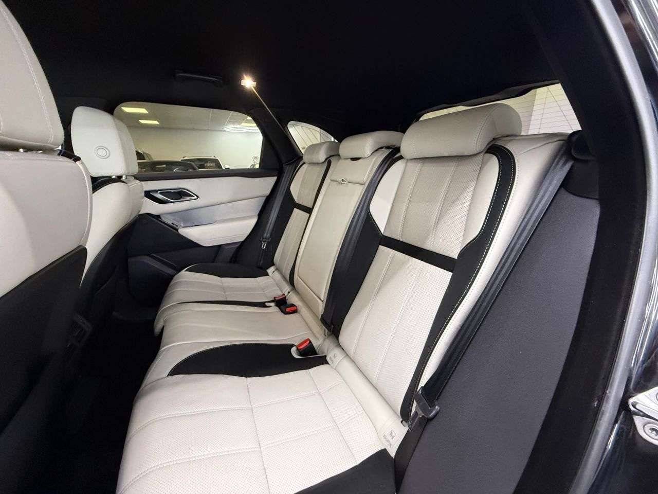 2019 LAND ROVER RANGE ROVER VELAR 2019 LAND ROVER RANGE ROVER VELAR