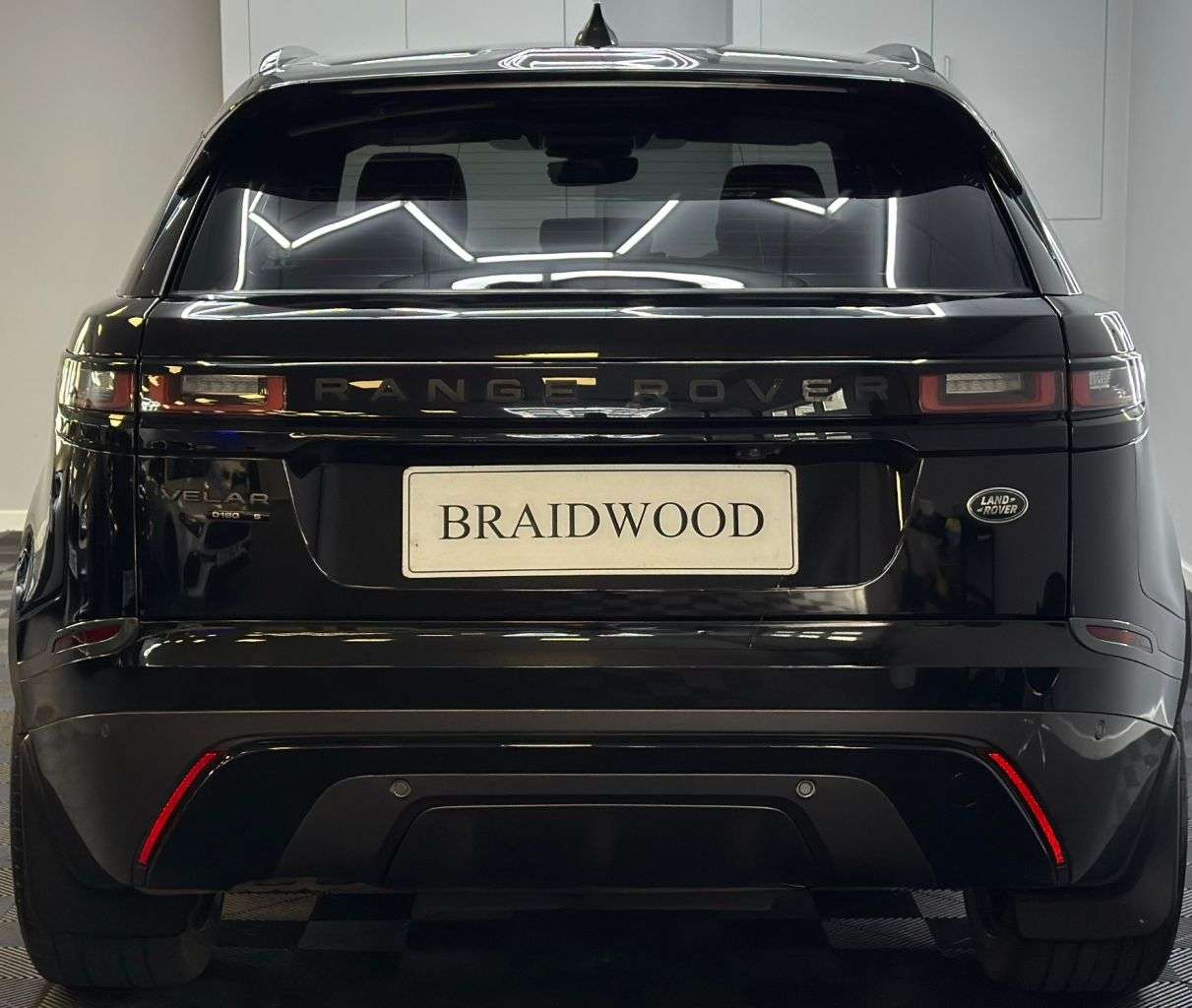 2019 LAND ROVER RANGE ROVER VELAR 2019 LAND ROVER RANGE ROVER VELAR