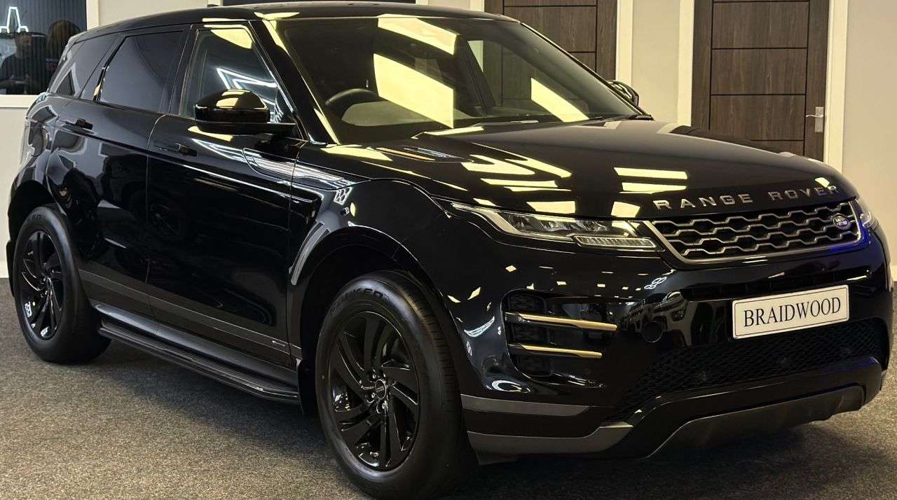 A 2019 LAND ROVER RANGE ROVER EVOQUE 2.0 D150 R-Dynamic S SUV 5dr Diesel Auto 4WD Euro 6 (s/s) (150 ps) A 2019 LAND ROVER RANGE ROVER EVOQUE 2.0 D150 R-Dynamic S SUV 5dr Diesel Auto 4WD Euro 6 (s/s) (150 ps)