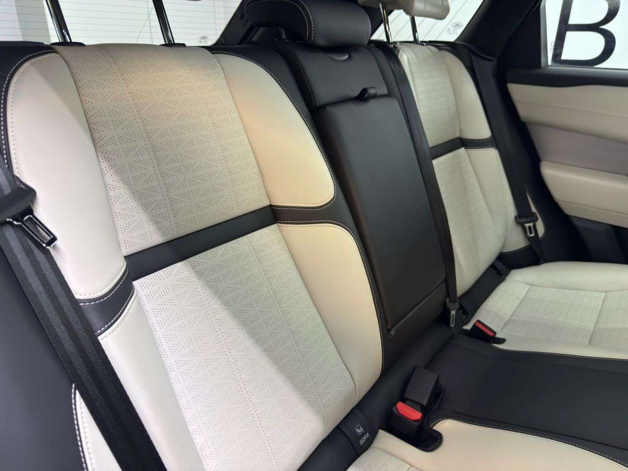 2018 LAND ROVER RANGE ROVER VELAR 2018 LAND ROVER RANGE ROVER VELAR