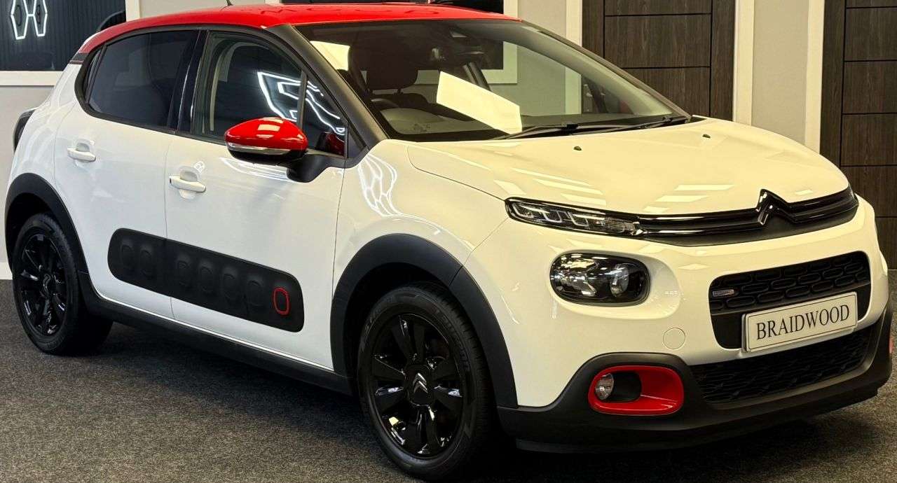 A 2017 CITROEN C3 1.2 PureTech Flair Hatchback 5dr Petrol Manual Euro 6 (82 ps) A 2017 CITROEN C3 1.2 PureTech Flair Hatchback 5dr Petrol Manual Euro 6 (82 ps)