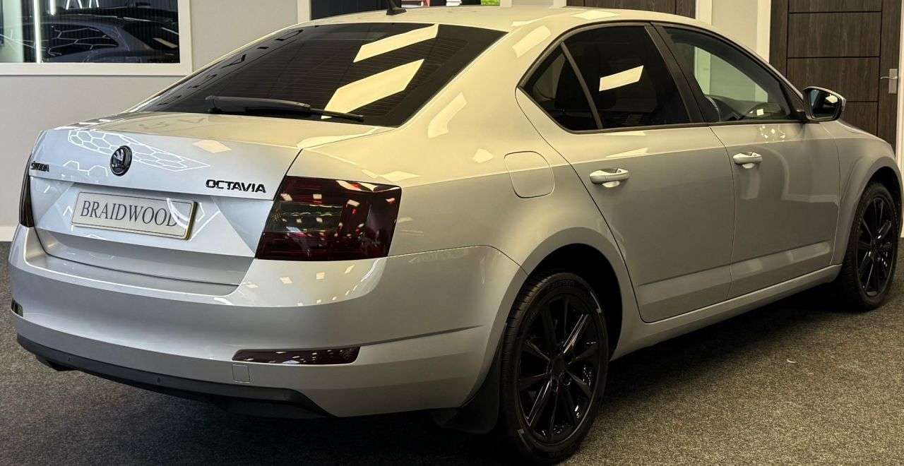 2013 SKODA OCTAVIA 2013 SKODA OCTAVIA