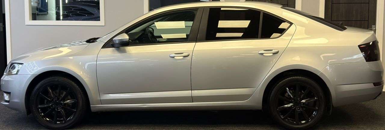 2013 SKODA OCTAVIA 2013 SKODA OCTAVIA