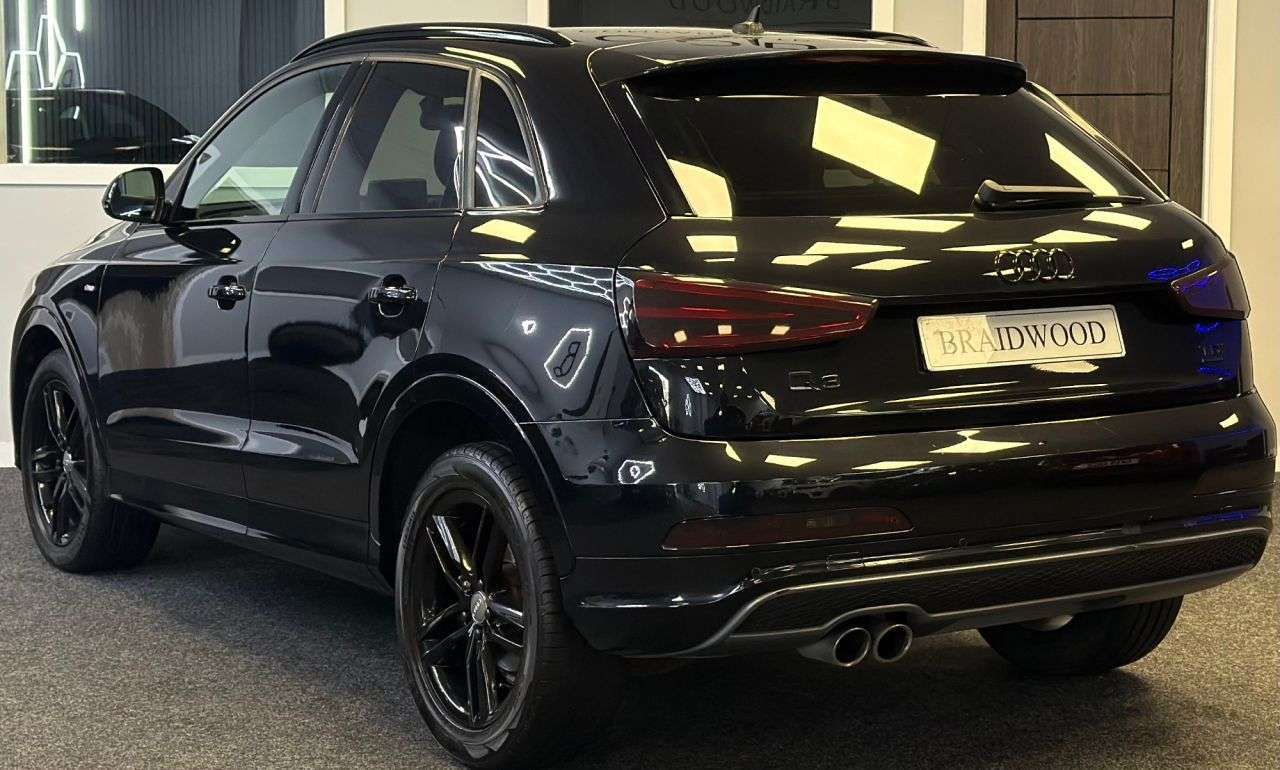 A 2013 AUDI Q3 2.0 TDI S line SUV 5dr Diesel Manual quattro Euro 5 (s/s) (140 ps) A 2013 AUDI Q3 2.0 TDI S line SUV 5dr Diesel Manual quattro Euro 5 (s/s) (140 ps)