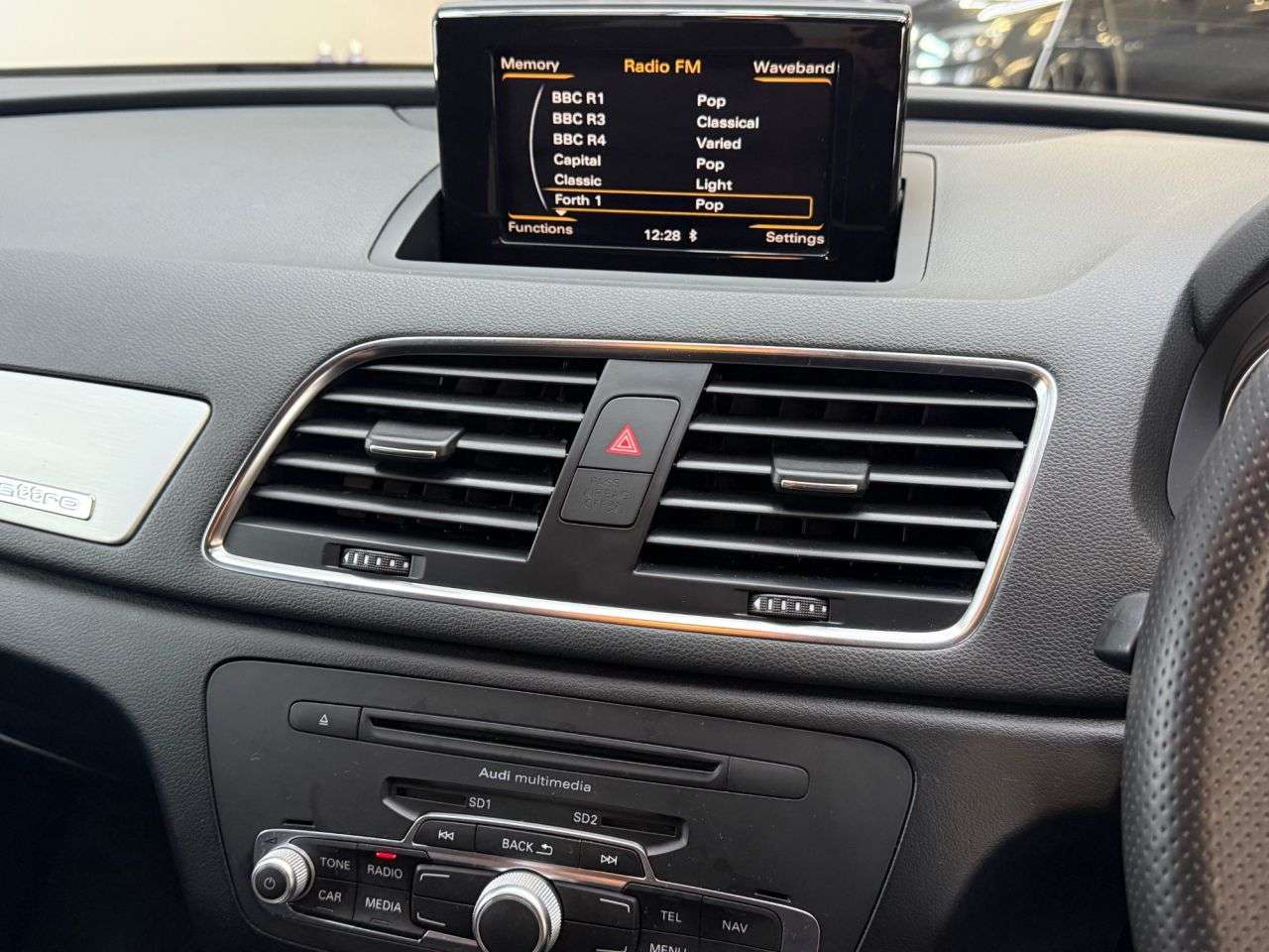 2013 AUDI Q3 2013 AUDI Q3