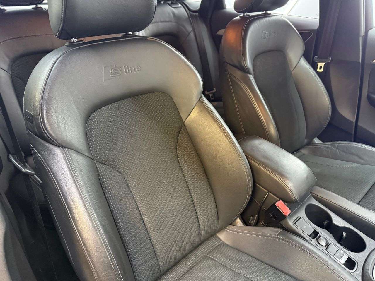 2013 AUDI Q3 2013 AUDI Q3