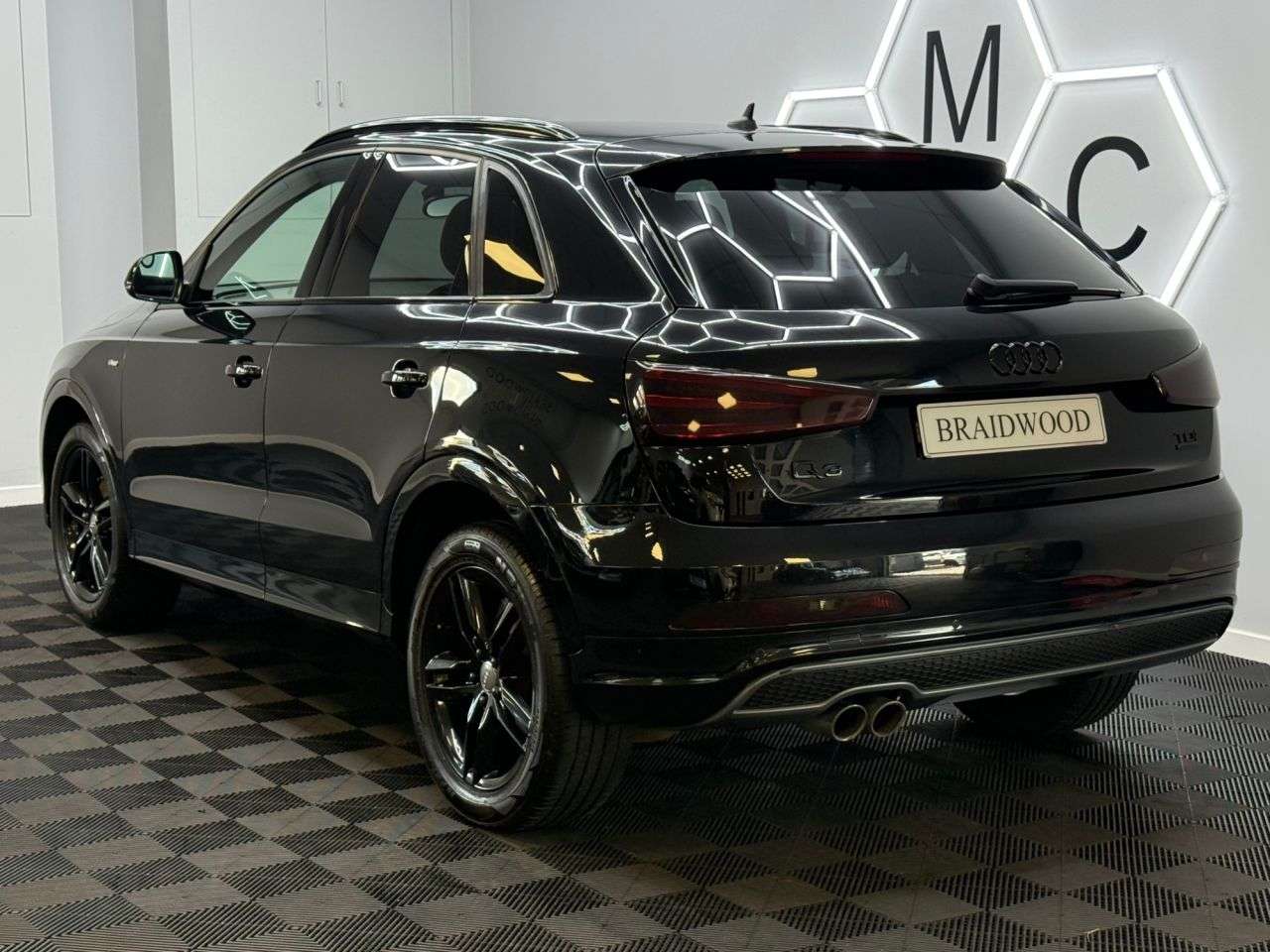 A 2013 AUDI Q3 2.0 TDI S line SUV 5dr Diesel Manual quattro Euro 5 (s/s) (140 ps) A 2013 AUDI Q3 2.0 TDI S line SUV 5dr Diesel Manual quattro Euro 5 (s/s) (140 ps)