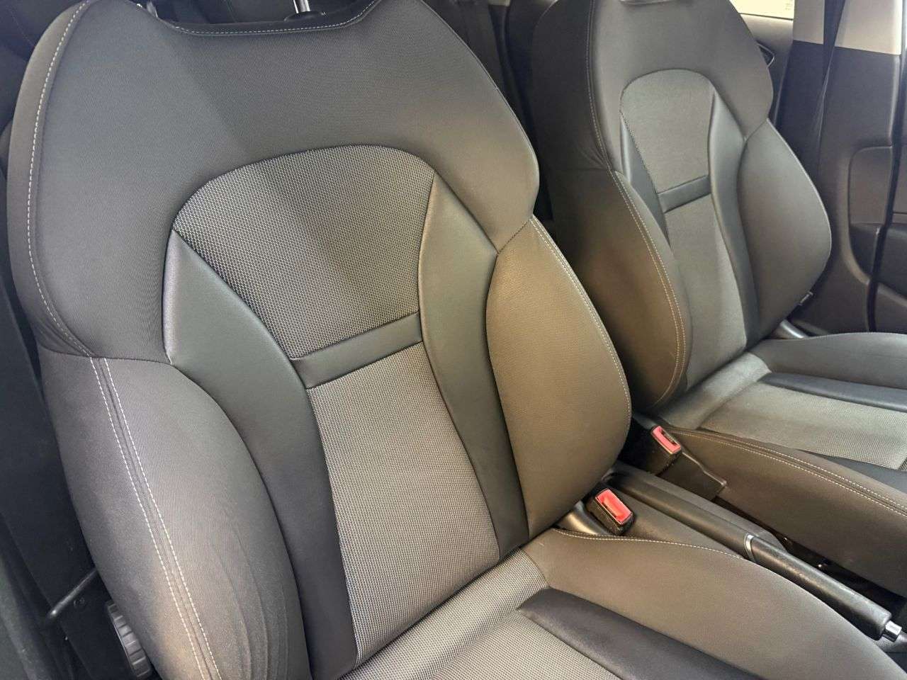 2017 AUDI A1 2017 AUDI A1