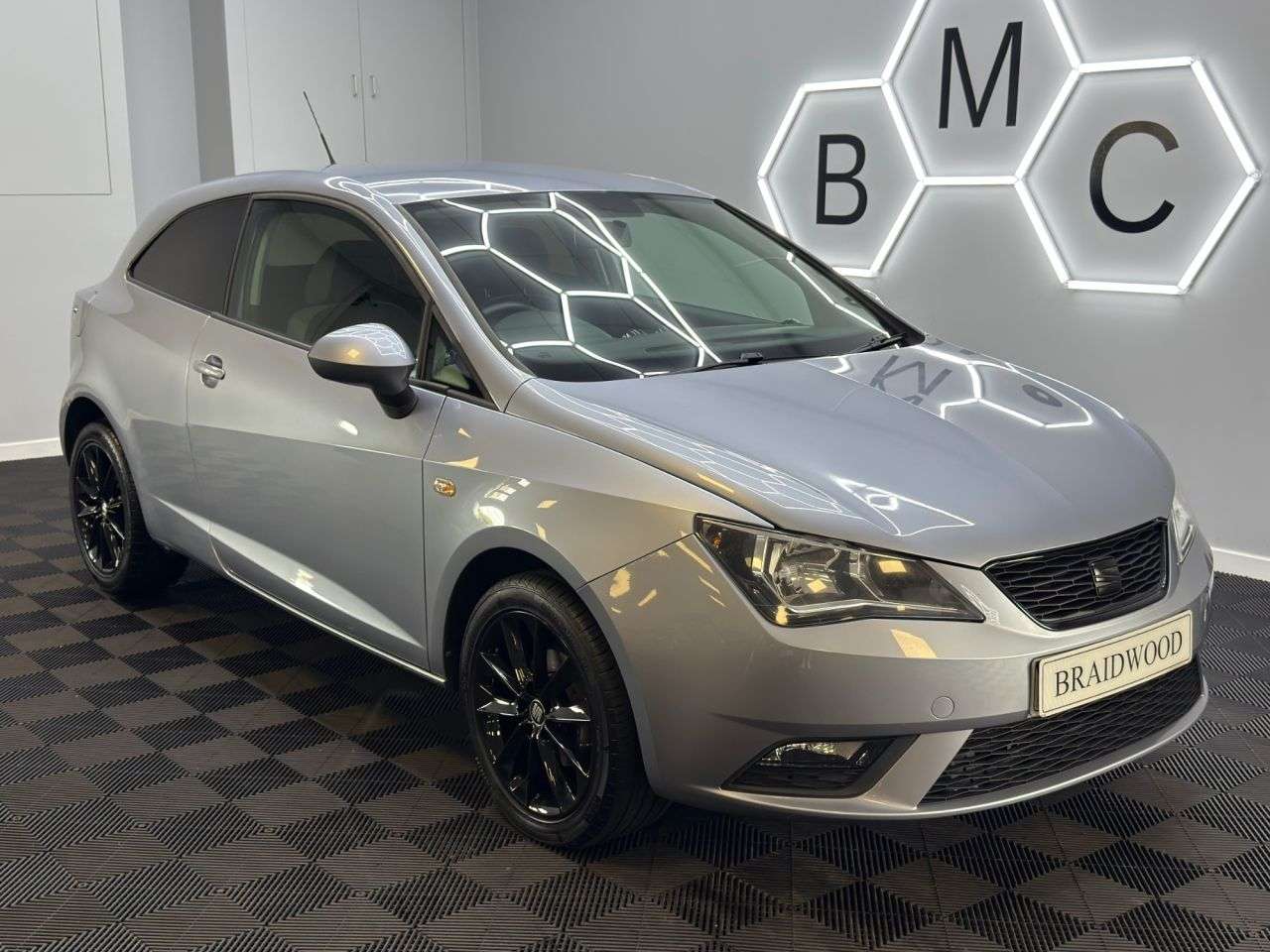 A 2016 SEAT IBIZA 1.0 Vista Sport Coupe 3dr Petrol Manual Euro 6 (75 ps) A 2016 SEAT IBIZA 1.0 Vista Sport Coupe 3dr Petrol Manual Euro 6 (75 ps)
