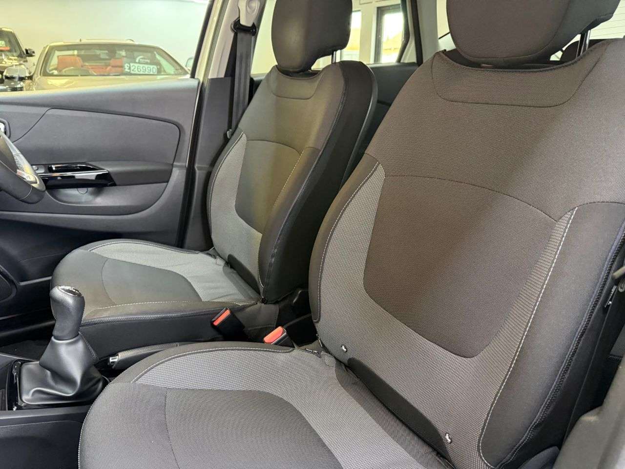 2017 RENAULT CAPTUR 2017 RENAULT CAPTUR