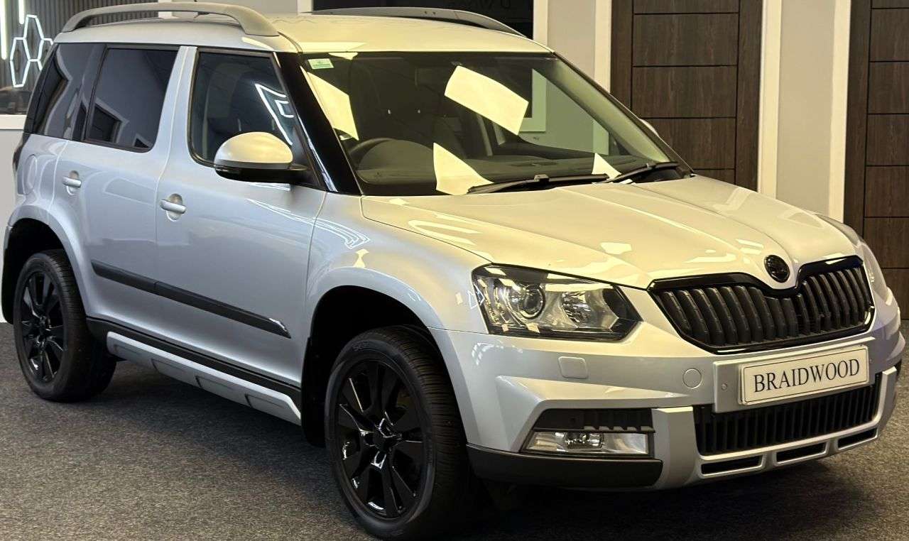 A 2016 SKODA YETI 2.0 TDI SE L Outdoor 5dr Diesel Manual 4WD Euro 6 (s/s) (150 ps) A 2016 SKODA YETI 2.0 TDI SE L Outdoor 5dr Diesel Manual 4WD Euro 6 (s/s) (150 ps)