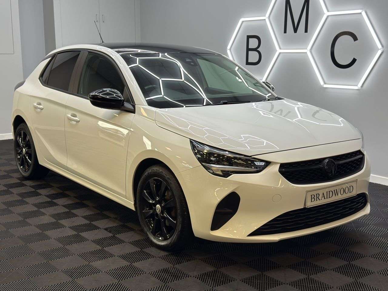 A 2022 VAUXHALL CORSA 1.2 SE Edition Hatchback 5dr Petrol Manual Euro 6 (75 ps) A 2022 VAUXHALL CORSA 1.2 SE Edition Hatchback 5dr Petrol Manual Euro 6 (75 ps)