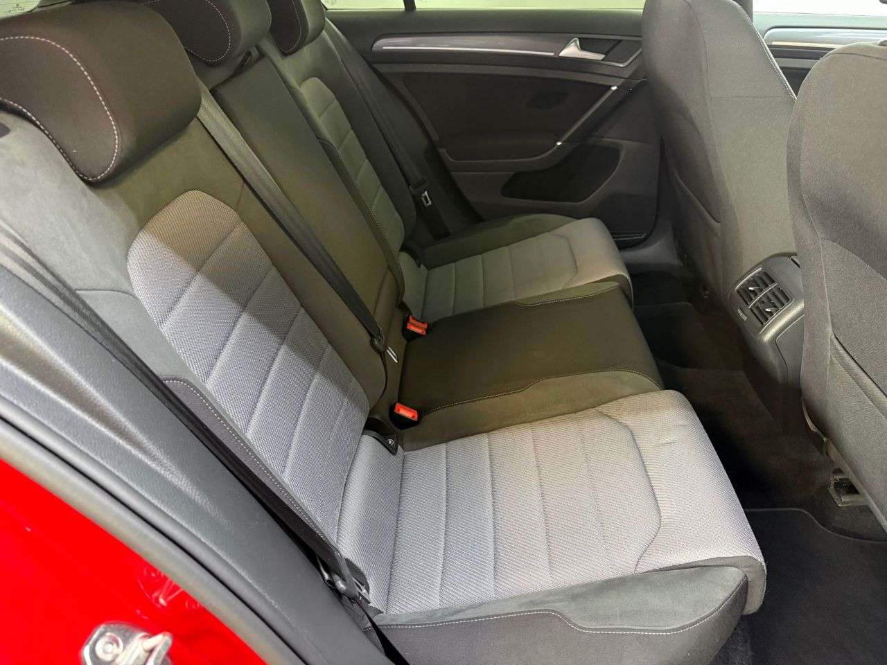 2017 VOLKSWAGEN GOLF 2017 VOLKSWAGEN GOLF