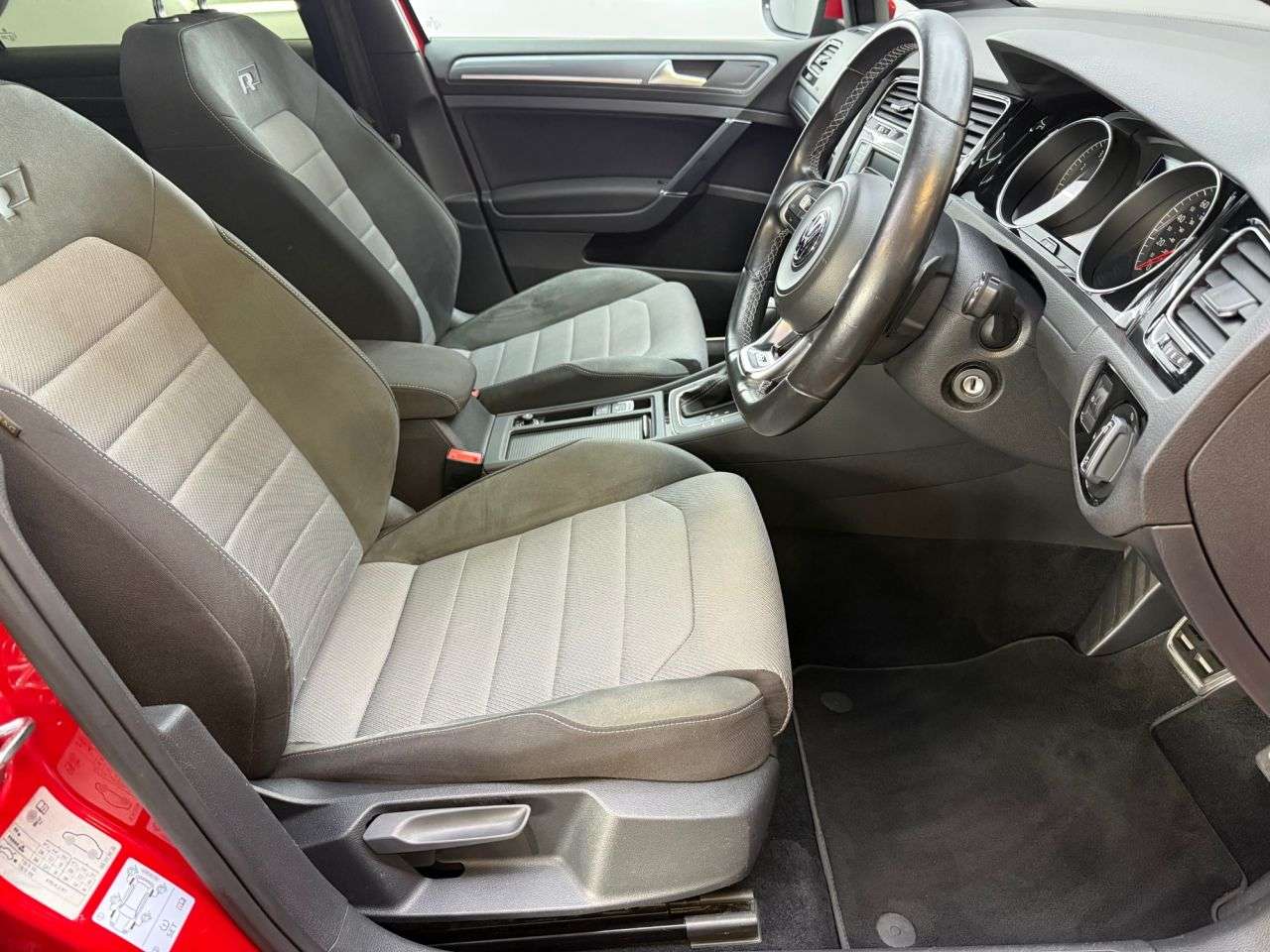 2017 VOLKSWAGEN GOLF 2017 VOLKSWAGEN GOLF