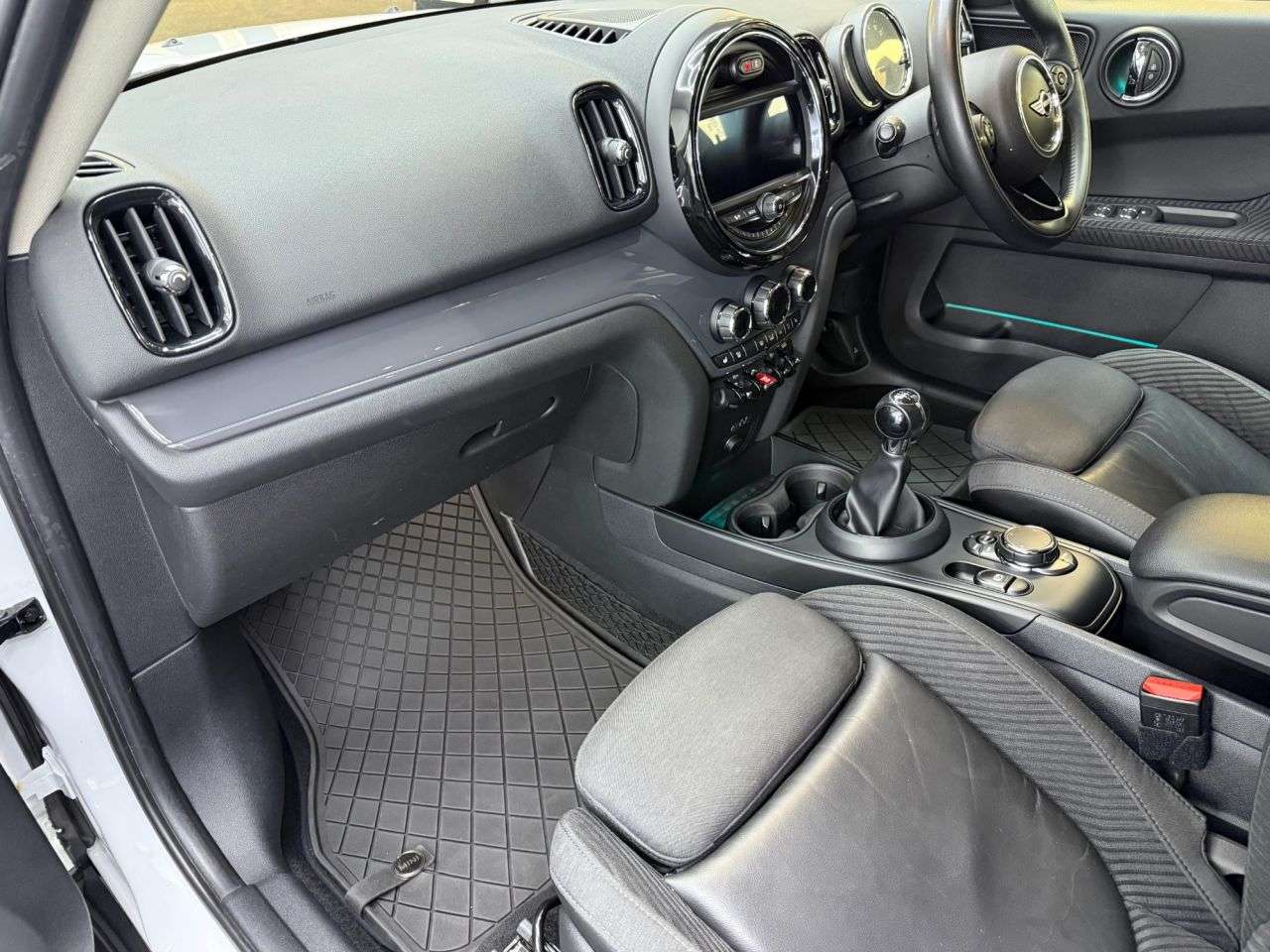 2018 MINI COUNTRYMAN 2018 MINI COUNTRYMAN