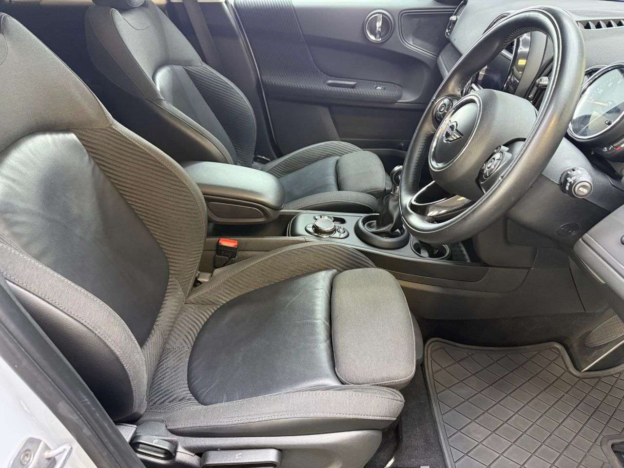 2018 MINI COUNTRYMAN 2018 MINI COUNTRYMAN