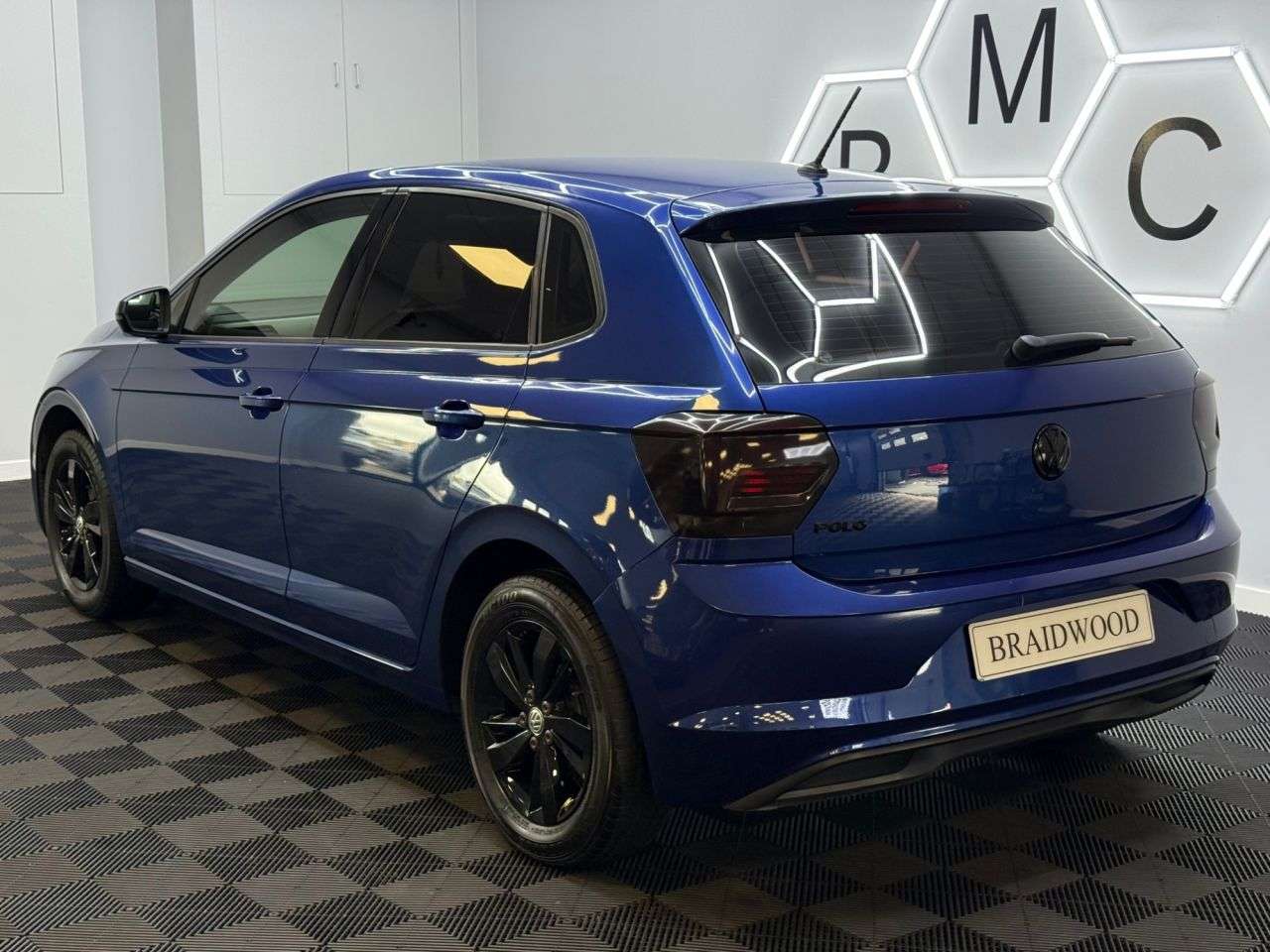 A 2019 VOLKSWAGEN POLO 1.0 EVO SE Hatchback 5dr Petrol Manual Euro 6 (s/s) (65 ps) A 2019 VOLKSWAGEN POLO 1.0 EVO SE Hatchback 5dr Petrol Manual Euro 6 (s/s) (65 ps)