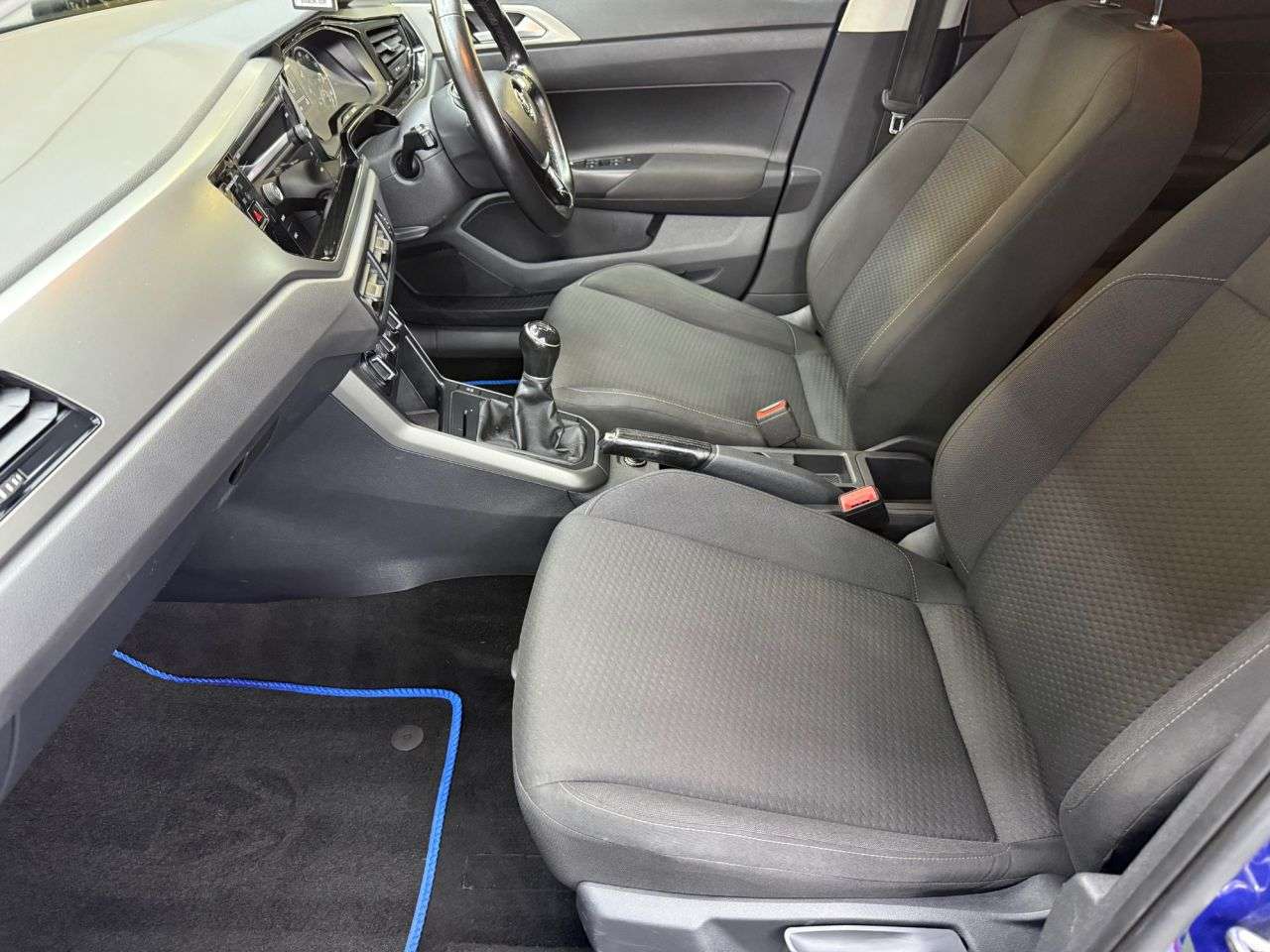 2019 VOLKSWAGEN POLO 2019 VOLKSWAGEN POLO