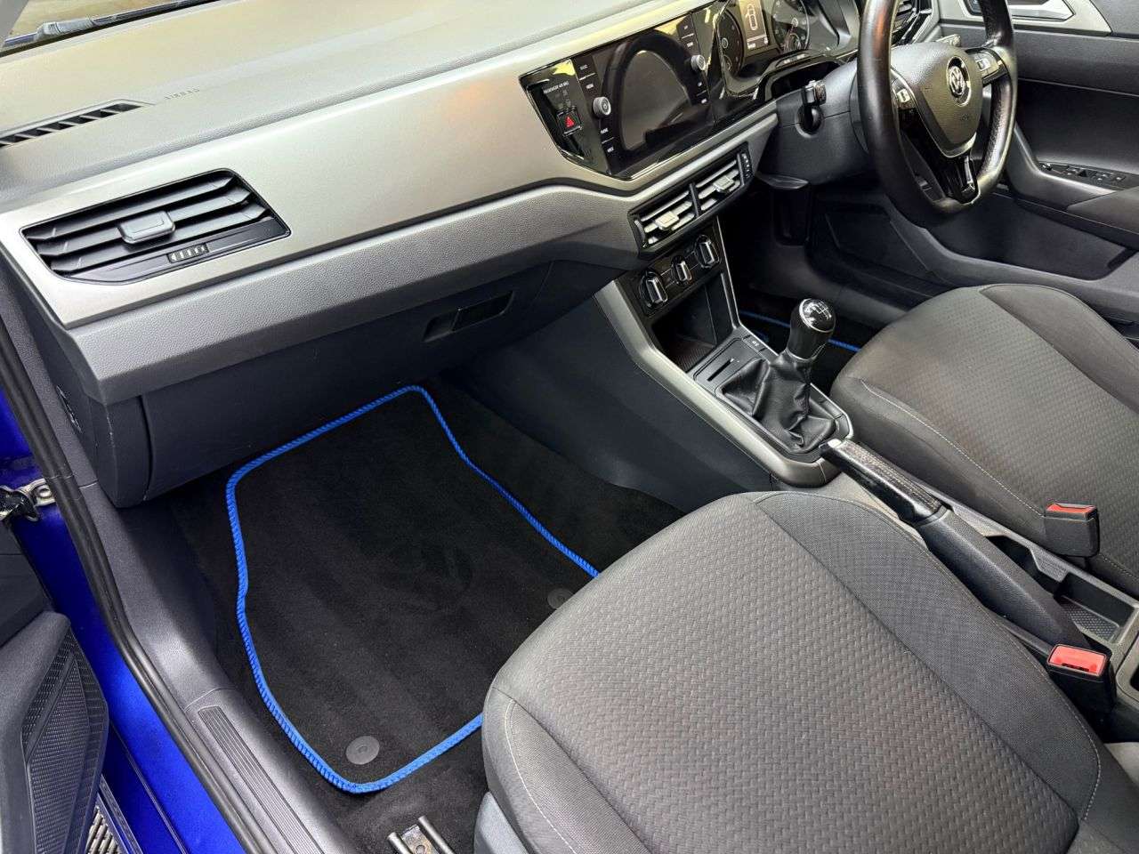 2019 VOLKSWAGEN POLO 2019 VOLKSWAGEN POLO