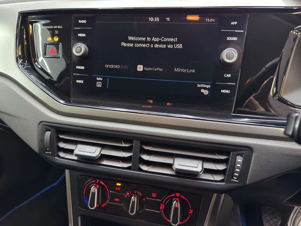 2019 VOLKSWAGEN POLO 2019 VOLKSWAGEN POLO