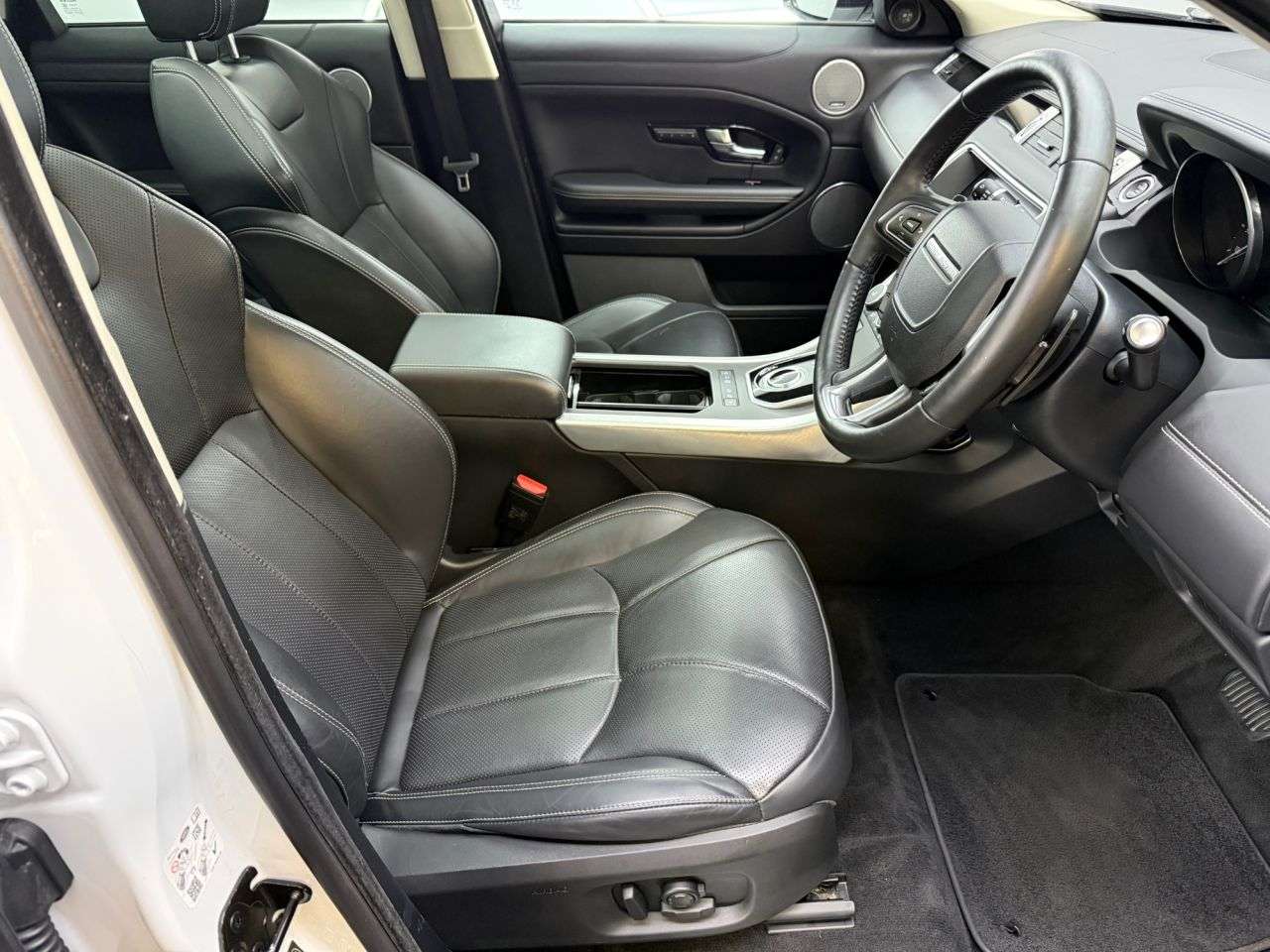 2018 LAND ROVER RANGE ROVER EVOQUE 2018 LAND ROVER RANGE ROVER EVOQUE