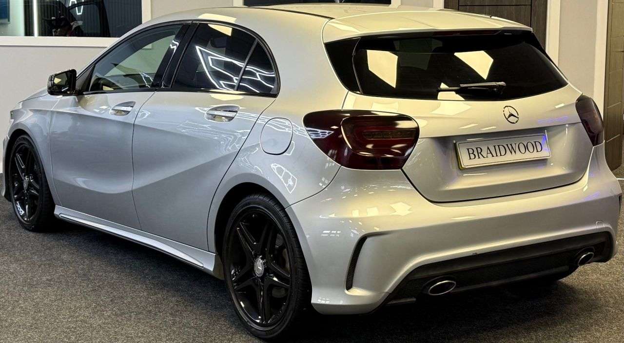 A 2014 MERCEDES-BENZ A CLASS 2.1 A200 CDI AMG Sport Hatchback 5dr Diesel 7G-DCT Euro 6 (s/s) (136 ps) A 2014 MERCEDES-BENZ A CLASS 2.1 A200 CDI AMG Sport Hatchback 5dr Diesel 7G-DCT Euro 6 (s/s) (136 ps)