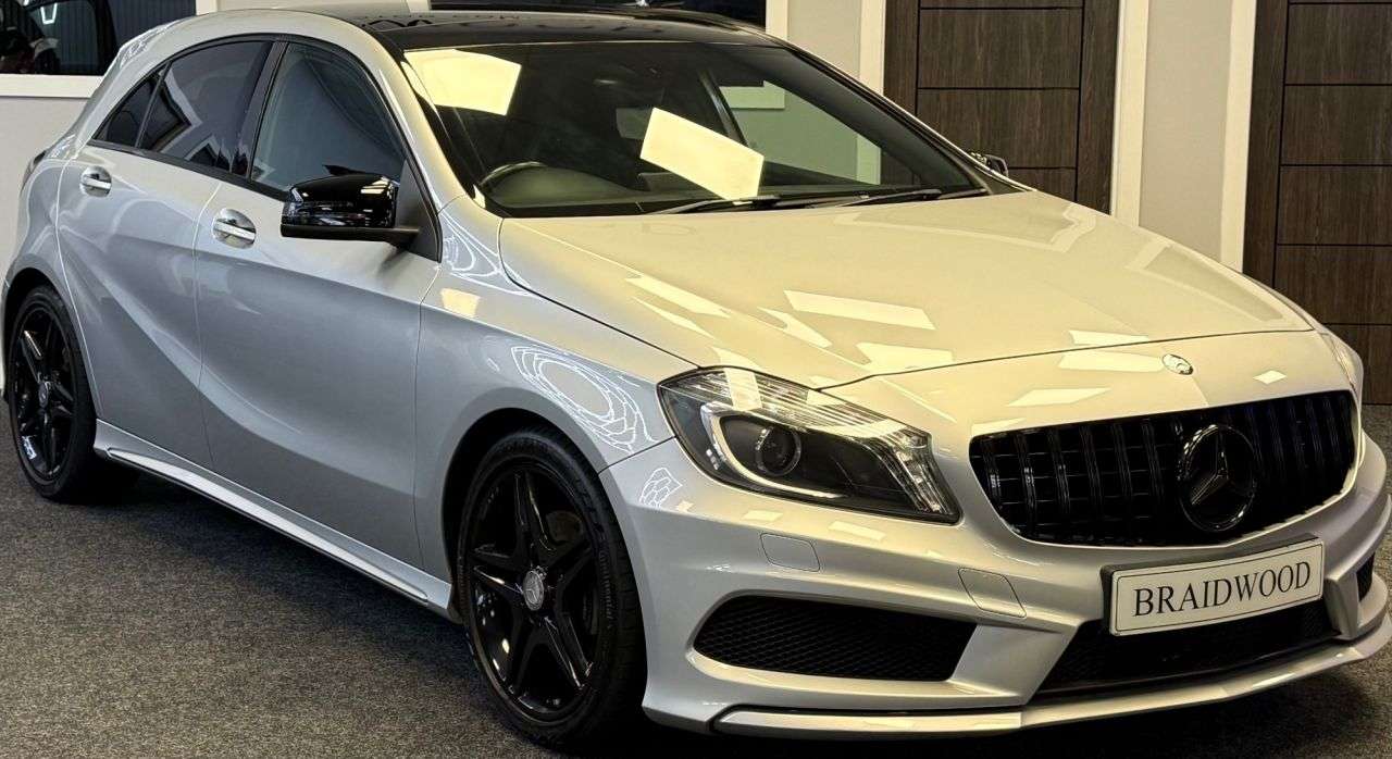 A 2014 MERCEDES-BENZ A CLASS 2.1 A200 CDI AMG Sport Hatchback 5dr Diesel 7G-DCT Euro 6 (s/s) (136 ps) A 2014 MERCEDES-BENZ A CLASS 2.1 A200 CDI AMG Sport Hatchback 5dr Diesel 7G-DCT Euro 6 (s/s) (136 ps)