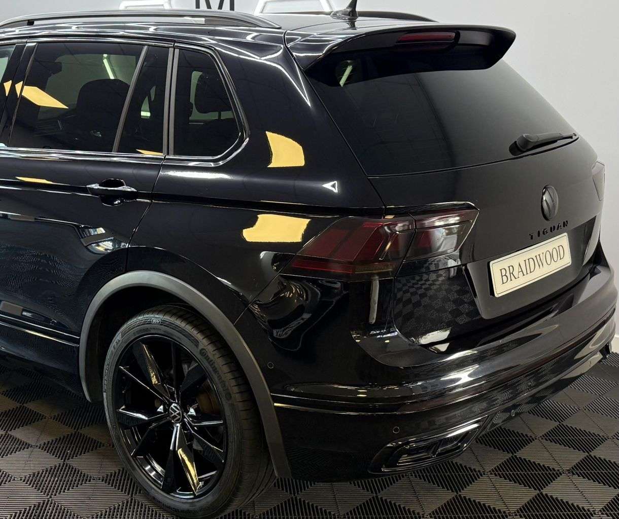 2023 VOLKSWAGEN TIGUAN 2023 VOLKSWAGEN TIGUAN