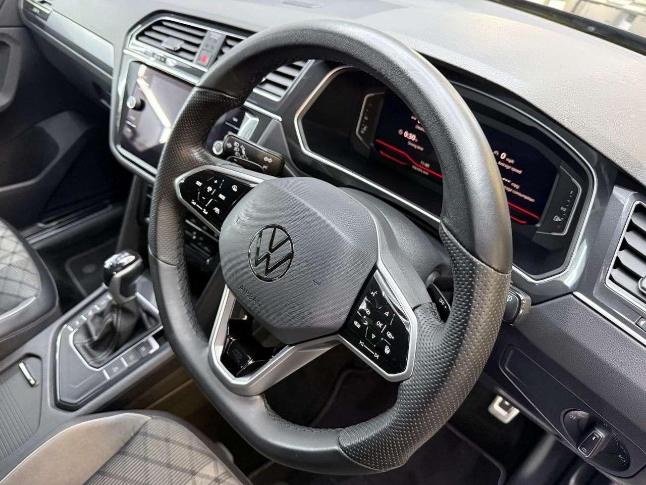 2023 VOLKSWAGEN TIGUAN 2023 VOLKSWAGEN TIGUAN