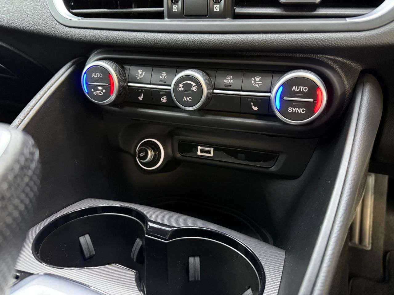 2021 ALFA ROMEO GIULIA 2021 ALFA ROMEO GIULIA