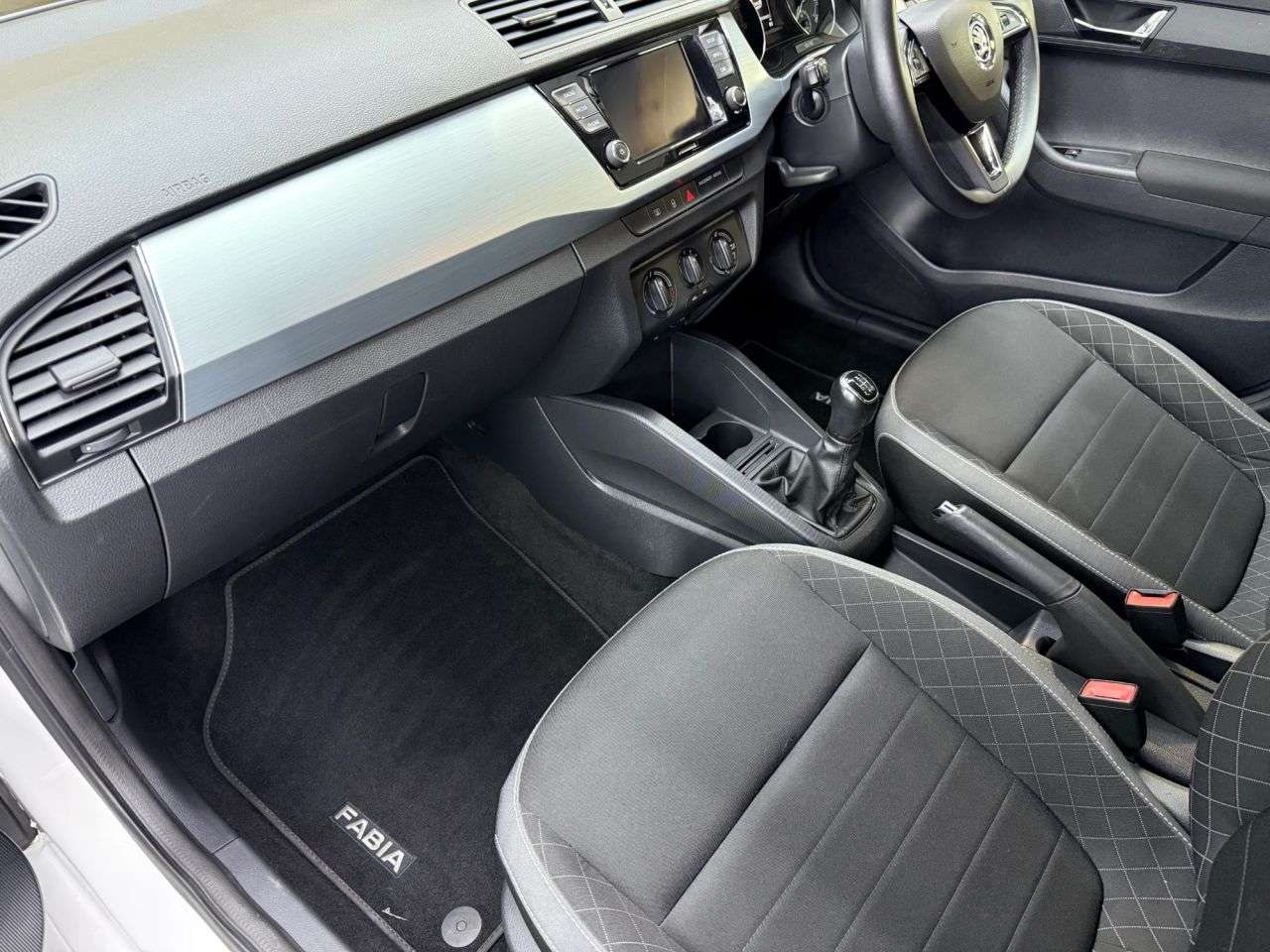 2018 SKODA FABIA 2018 SKODA FABIA