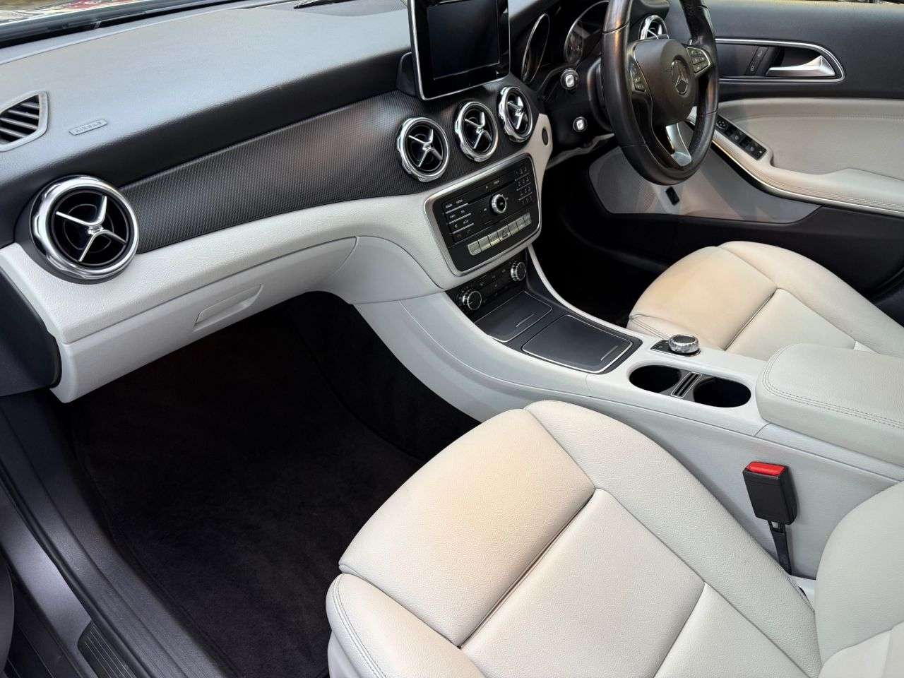2018 MERCEDES-BENZ GLA 2018 MERCEDES-BENZ GLA