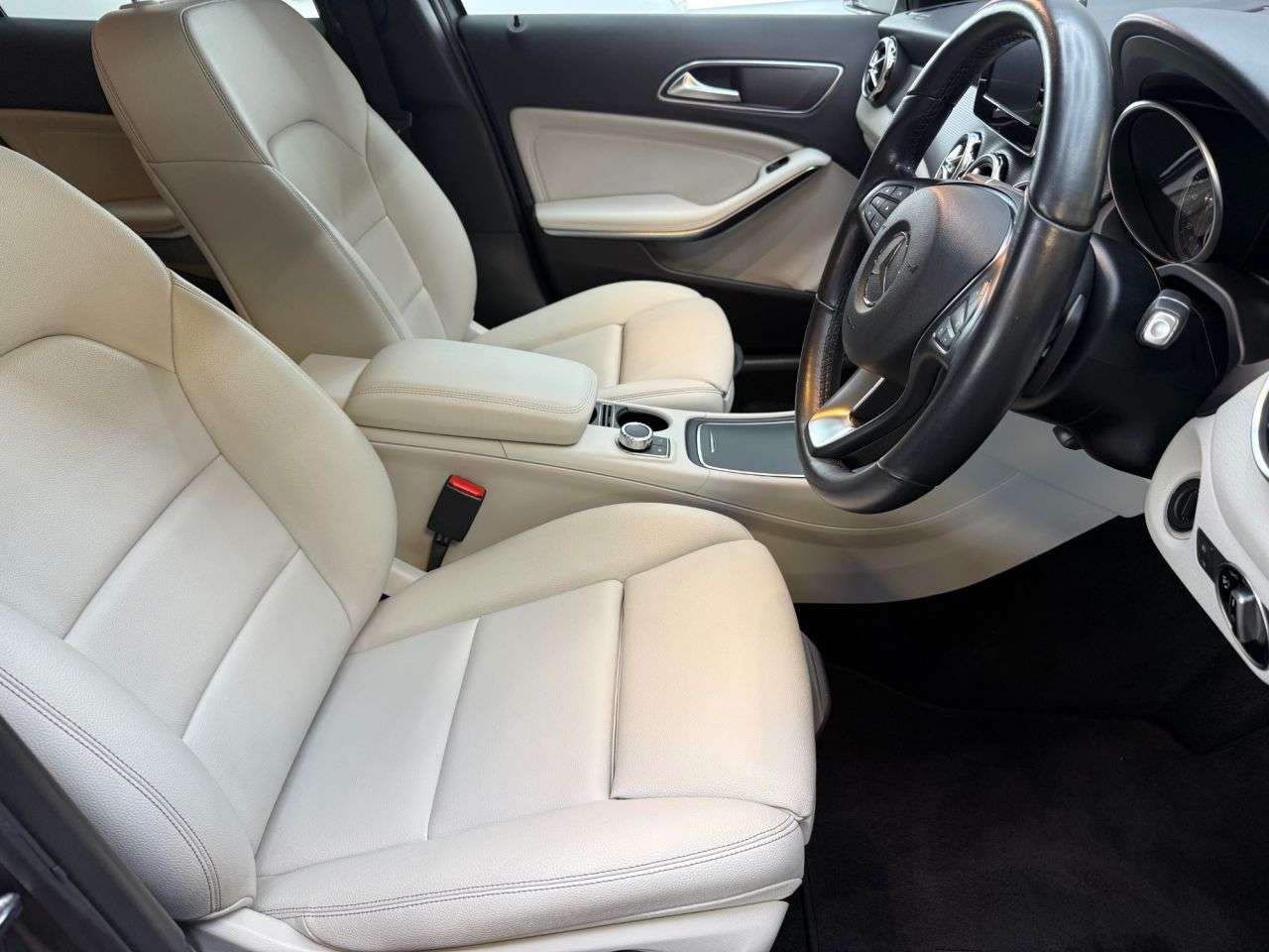 2018 MERCEDES-BENZ GLA 2018 MERCEDES-BENZ GLA